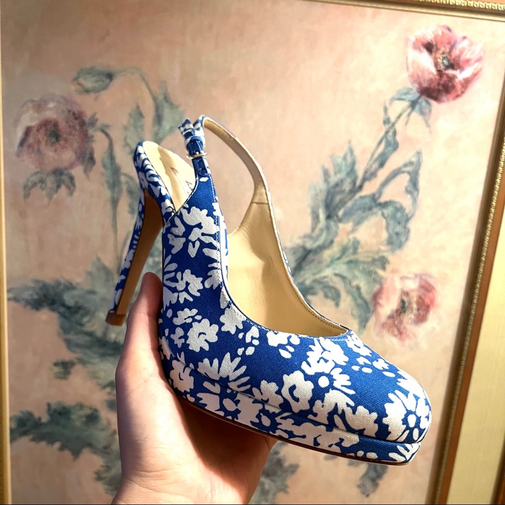 NWT L.K. Bennett Clemmie slingback pumps size 37.5 white blue textile